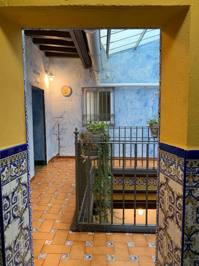 Pension Lisdos Sevilla Exteriör bild