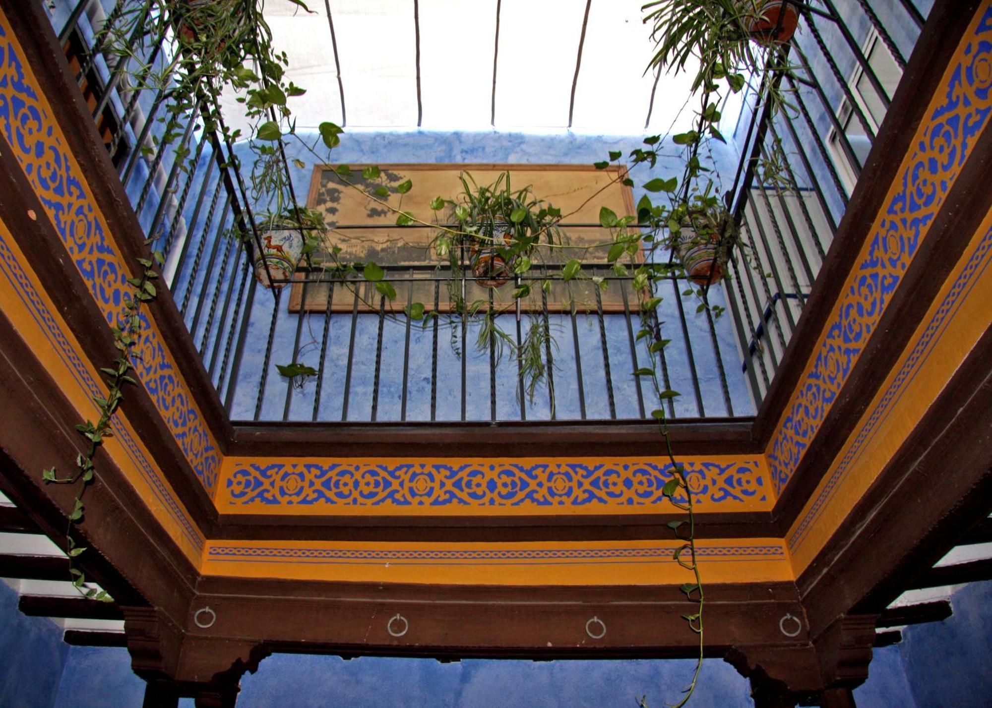 Pension Lisdos Sevilla Exteriör bild